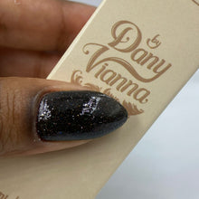 By Dany Vianna: "Divorced. Beheaded. Live." *CAPPED PRE-ORDER*