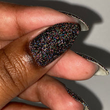 By Dany Vianna: "Divorced. Beheaded. Live." *CAPPED PRE-ORDER*