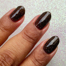 By Dany Vianna: "Divorced. Beheaded. Live." *CAPPED PRE-ORDER*