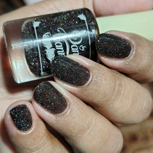 By Dany Vianna: "Divorced. Beheaded. Live." *CAPPED PRE-ORDER*