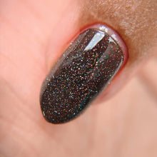 By Dany Vianna: "Divorced. Beheaded. Live." *CAPPED PRE-ORDER*