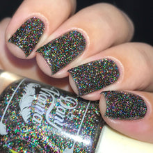 By Dany Vianna: "Divorced. Beheaded. Live." *CAPPED PRE-ORDER*