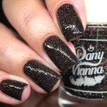 By Dany Vianna: "Divorced. Beheaded. Live." *CAPPED PRE-ORDER*