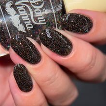 By Dany Vianna: "Divorced. Beheaded. Live." *CAPPED PRE-ORDER*