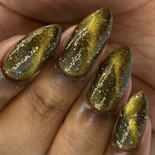 By Dany Vianna: "Catherine of Aragorn" (Magnetic) *CAPPED PRE-ORDER*