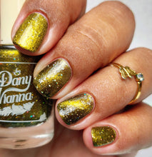 By Dany Vianna: "Catherine of Aragorn" (Magnetic) *CAPPED PRE-ORDER*