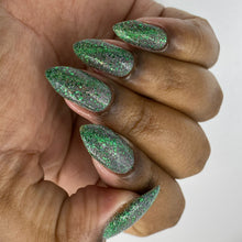 By Dany Vianna: "Pour It Up" (Magnetic&Reflective) *CAPPED PRE-ORDER*