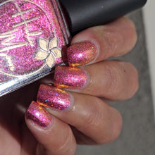 Hula Moon: Mother's Day Duo - Mom Wants to Go to Maui : "Aloha Glow" and "Sea Ya Later Maui" *OVERSTOCK*