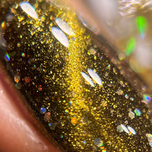 By Dany Vianna: "Catherine of Aragorn" (Magnetic) *CAPPED PRE-ORDER*