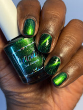 Cuticula: "Flutter Late Than Never" (Magnetic) *PRE-ORDER*