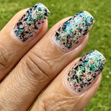 All Mixed Up Lacquers: Indie-pendence "Maker's Gonna Make Make Make" *CAPPED PRE-ORDER*