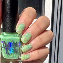 Zombie Claw: "Zombie Pinup" *OVERSTOCK*