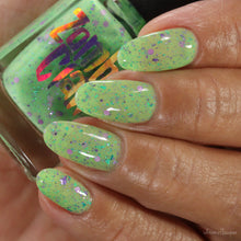 Zombie Claw: "Zombie Pinup" *OVERSTOCK*