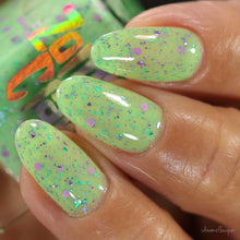 Zombie Claw: "Zombie Pinup" *OVERSTOCK*