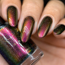 Penelope Luz: SINGLE "Victoria Amazonica" *CAPPED PRE-ORDER*