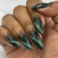 Pepper Polish: SINGLE "Source of Life" (Magnetic) *CAPPED PRE-ORDER*