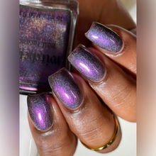 Witchcult Nail Lacquer continues their 'Bugs &amp; Insects' series with a polish inspired by the cuckoo wasp!

"Cuckoo" is a holo multichrome with shifts of cyan/blue/purple/copper.