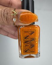 Naps and Nails: "Don't Leave Me Alone In This World" *OVERSTOCK*